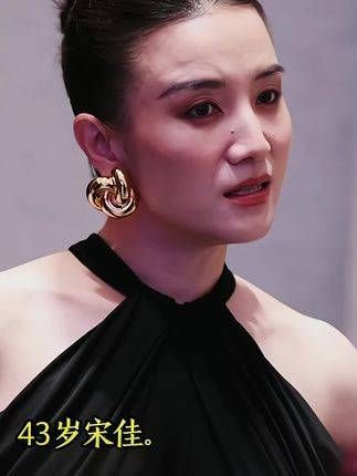 四位炙手可热的美女明星高清写真,你认为谁才是真正自然美的代表?