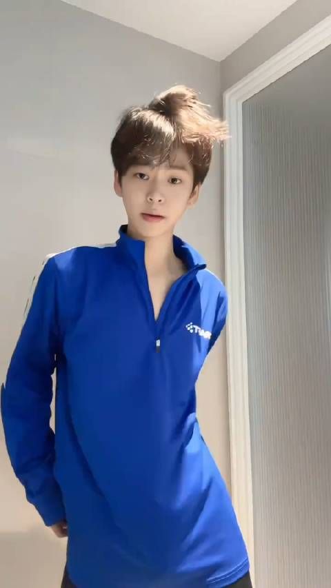 沙茶面,哈哈小鲜肉摇起来 帅哥颜值小鲜肉