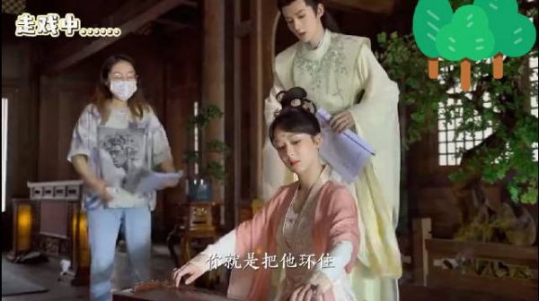 谁说涂山璟的胳膊不够长，小夭主动一下这不就完美了吗