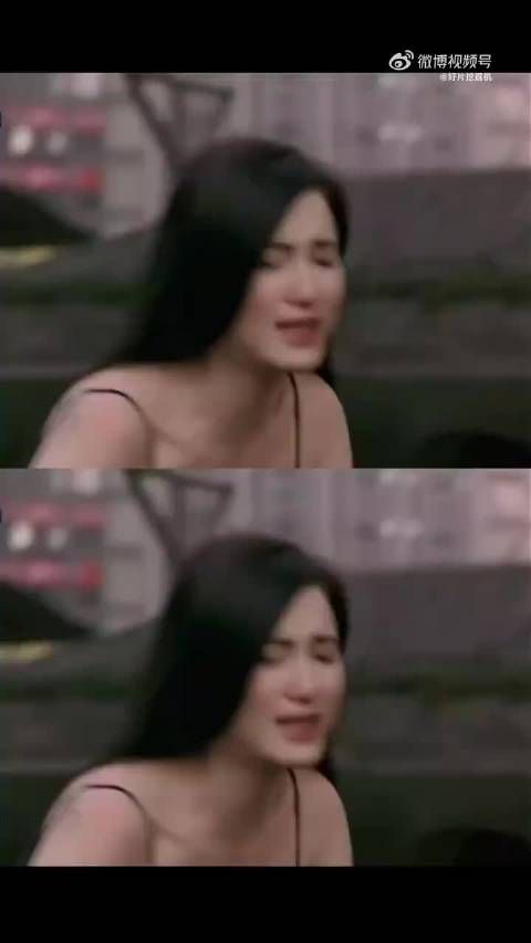 现在的宋佳全都是成熟稳重的成熟女人魅力,之前他也是很多人心中的白月光