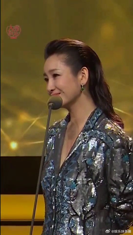 秦海璐 感情一路坎坷,5年的感情被李湘插足离婚!