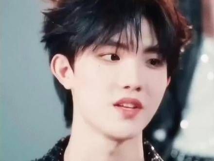 四公的妆造美得让人窒息，一个预告就把我迷得如痴如醉