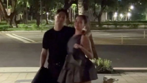杨祐宁和阿梅在街上亲亲