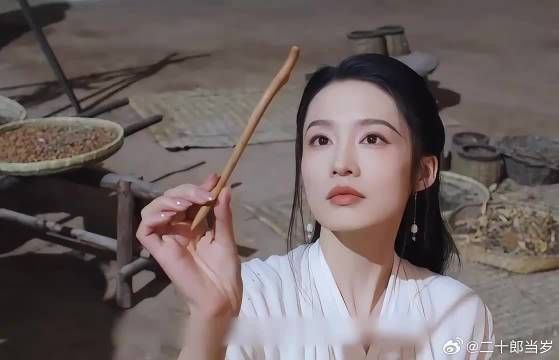 小伙为了女孩,付出太多了