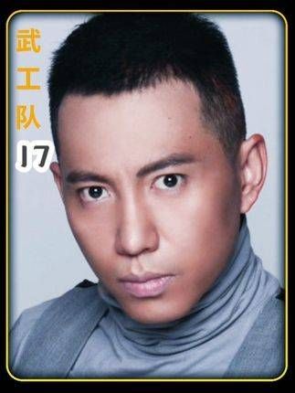 王亮中了鬼子的圈套,可是鬼子想要话抓他那也是不可能