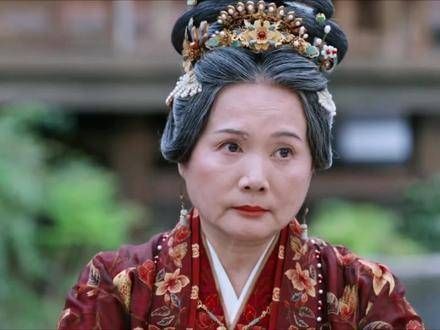 罗宜宁的身世即将揭开,郑妈妈作为陪罗宜宁母亲长大的陪嫁丫鬟…