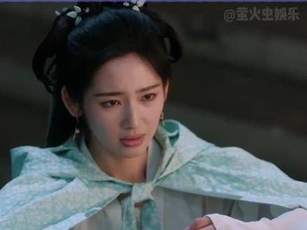 秦真真开启了她的事业篇章,她就像自由的野风,绝非宫廷围墙中的短暂绽放之花