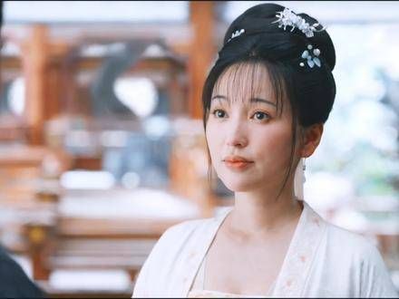 明澜在时,这两个男人未曾珍惜,如今却上演起白月光替身的戏码