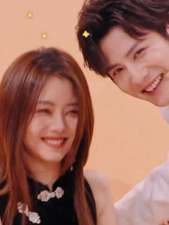 你好星期六《蜀锦人家》综艺，松韵与郑业成真是甜蜜极了！