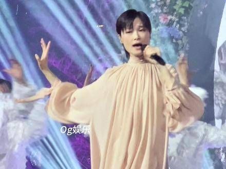 《下个路口见》 全开麦唱跳,真是稳得让人佩服!