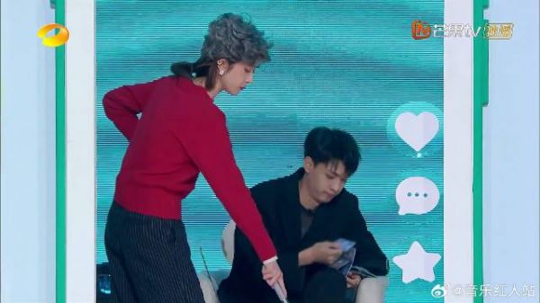 赵小棠毫无偶像包袱,和秦霄贤上演母子大戏!