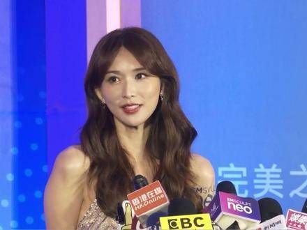 林志玲在某次活动中展示了她的火辣身材,让人难以置信她已经48岁了?