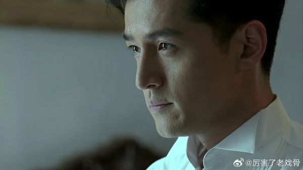 明台彻夜未归 怕大姐责骂,竟让搭档配合自己演戏
