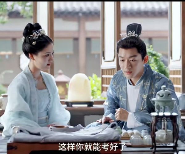 这还不是小情侣日常那是什么!