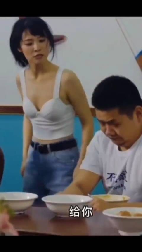 这前男友有点多啊！