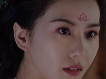放大看刘诗诗任如意的细腻表情! 绝美的神仙!