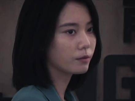 安琪:什么东西一闪而过?