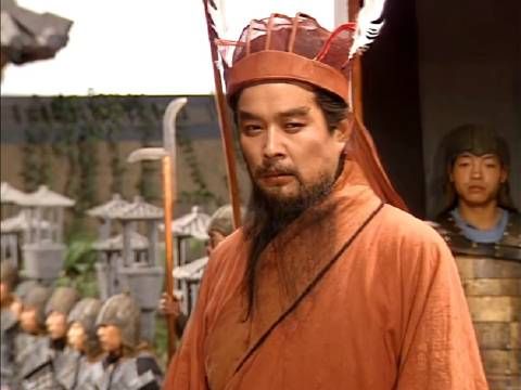 袁绍:屠龙少年,终成恶龙 四世三公:累世公卿立大名 少年意气自纵横