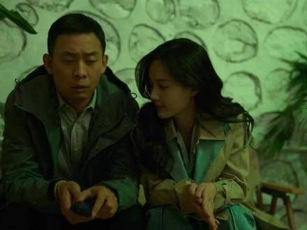 确实是个钢铁直男 孟钰 说冷，安欣立刻扣紧了自己的衣服 狂飙