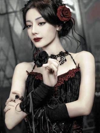 这不就是典型的腹黑大女主设定吗