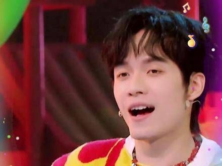 舞蹈节奏感十足!门主也心动,想要加入共舞啦!