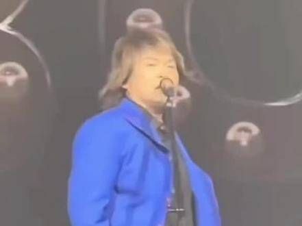 伍佰回应叶珂吐槽歌曲 你们是来对哪个笑点的吧,辛巴怒怼叶珂