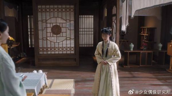 时宜是唯一女孩,因家族权势正盛,未出生便指腹给太子