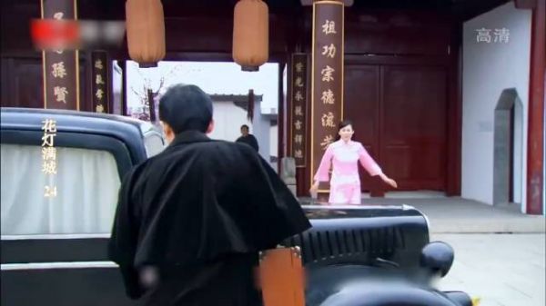 丈夫抛弃怀孕的妻子,赶去救白月光,妻子黑化要他后悔一辈子