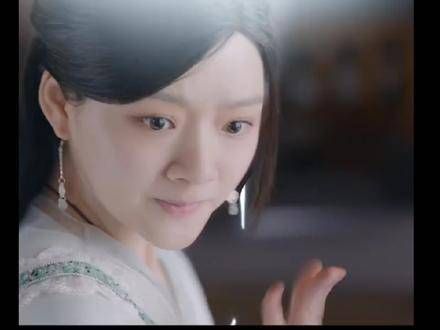 玉骨遥的剧情确实精彩,但女主的造型似乎有点问题,是不是得罪了造型师呢?