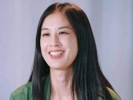 黄圣依因为杨子的一番话而打消了离婚念头,这让观察室的嘉宾们都感到无奈