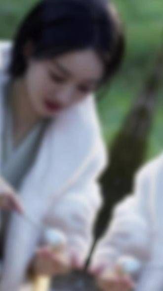 哇哦,这是什么好东西,碧苍王正在包饺子呢