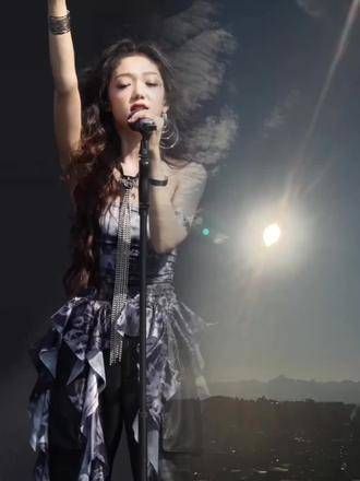 在这唯一的生命里,活得更加精彩吧!