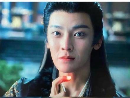 全员都有滤镜,就是舍不得给男主多加点