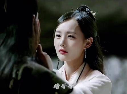 相比较之下,更偏爱李一桐在 中的演绎,笔下的 在她诠释下更加生动