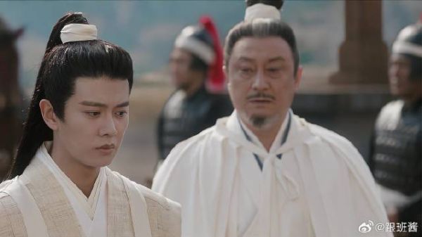 周生辰带三千骑兵回中州,竟把文武百官吓破胆,真厉害