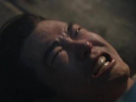 兢兢业业一生的努力，成了束缚他的囚笼，变成了刺向他的利刃…