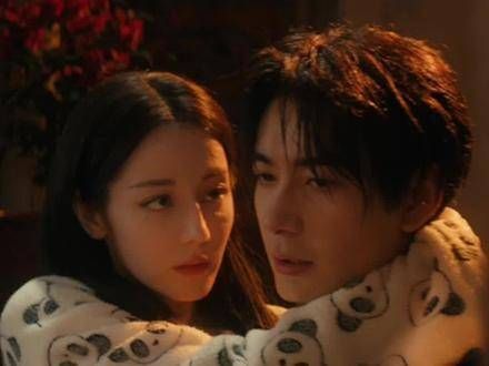 暗夜风云涌动，重峦叠嶂藏匿危机，寻枭穿行于青翠大地，追风逐影平定枭乱！