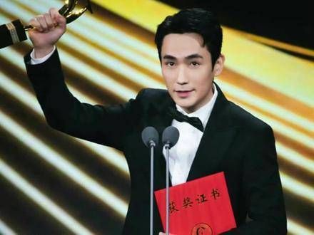 朱一龙再度提名金鹿奖最佳男演员,去年他曾荣获此奖项