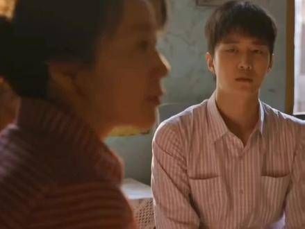 为了孩子,母亲甘愿承受委屈,但绝不能让孩子受到半点伤害