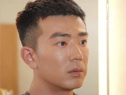 秦队与段柔的恋情迅速升温,吃瓜群众们集结完毕!