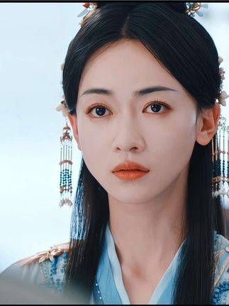 红果树结出了果实，院子里种满了不死花，但眉林已成为了西焉少君的妃子…
