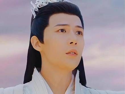 元启真的非常像他的父亲白玦,元启从未憎恨过他的父亲