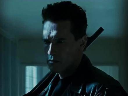来自T1000的压迫感，Robert Patrick饰演的T1000，最酷的终结者反派…