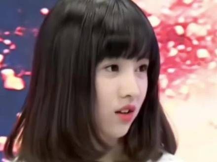 9年前的小白花?我们早就称霸反派赛道了!