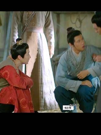 两只小可怜同步动作真的超萌 （还有一只超级可爱的萌萌的）