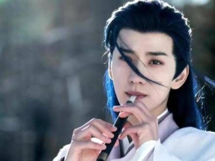 看着他们告别,真是让人感到心酸