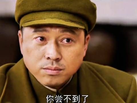上甘岭你别太会发刀子了,饭桌上前一秒还其乐融融,大家都在怀念老胡的手艺…