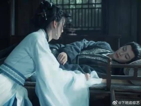 万年大妖重伤后装柔弱,戏精附体心上人和情敌都急了