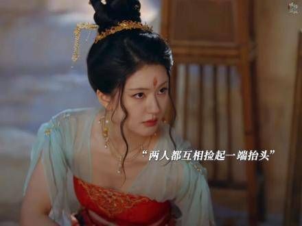 谁懂初见时的那份青涩与暧昧!“发乎情,止乎礼”简直是对他们最贴切的描述!
