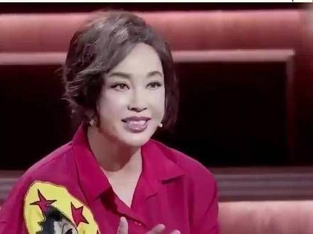 刘晓庆在节目中透露曾经为刘涛担任配角，网友称她的精神力量犹如原子弹